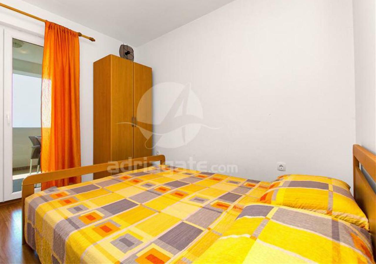Apartments Iva โรกอซนิซา ภายนอก รูปภาพ